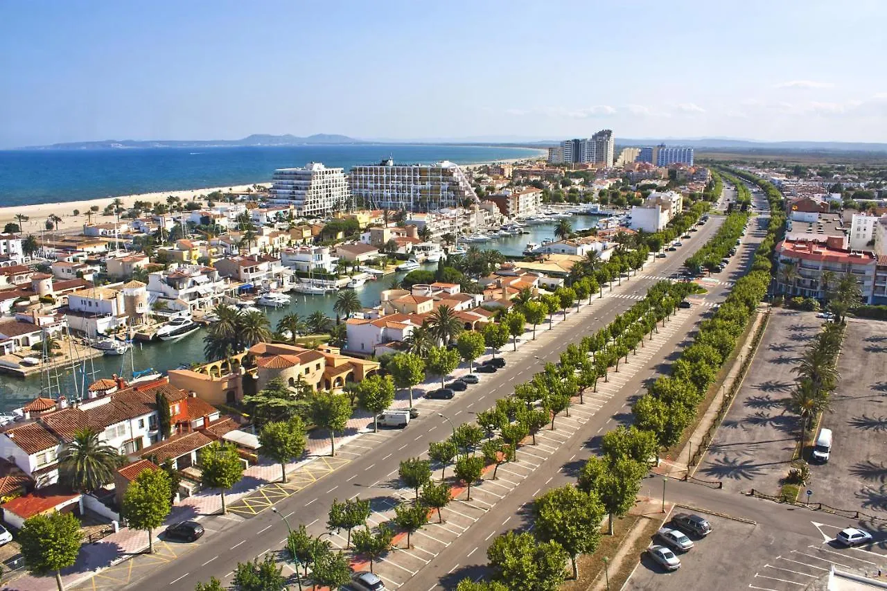 Apartment Welcs Apartamento 010 Emp Con Vistas Al Puerto Empuriabrava Spain